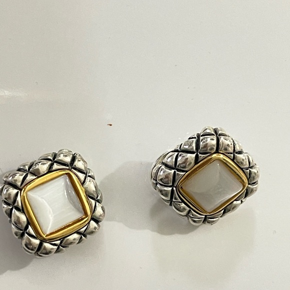 Clip On Earrings…Vintage Pearl… - Picture 5 of 8